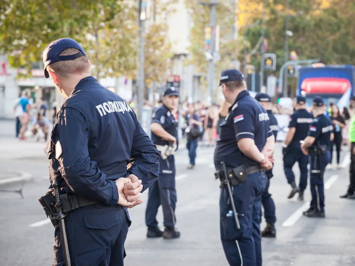 Postoji zakon, a stigla je i depeša: Policiji zabranjena veza s kriminalcima, o čemu onda Vučić sada priča