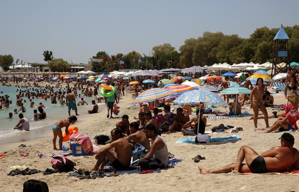 Top 5 mesta za letovanje sa decom u Grčkoj: Ovo su destinacije sa najboljim plažama i plićakom po izboru srpskih turista