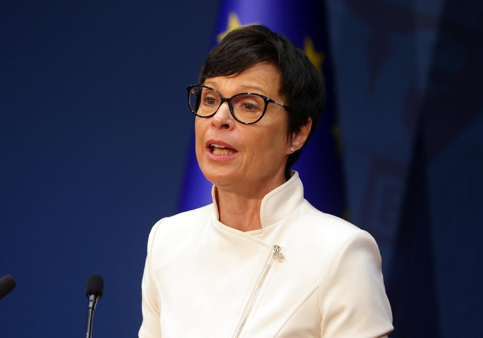 OGLASILA SE MARTA KOS: Pozdravljam usvajanje četiri izborna zakona u Srbiji