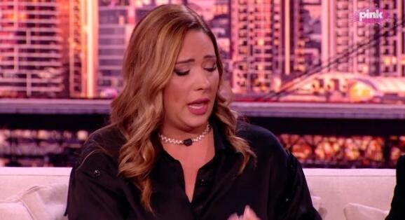 "DA LI SI OVO NAMERNO OSTAVIO" Voditeljka dodirivala takmičara po intimnim delovima, on se sav preznojio pored nje: Zanimljivo je kada odradi još neke stvari