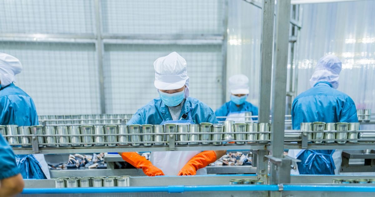 Visok pritisak i srčani udari povezani sa konzervansima u hrani: I prirodni dodaci povećavaju rizik za 22%