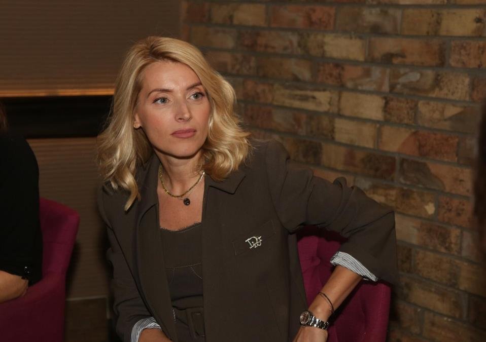 Čarna kao da je izašla iz najlepše bajke: Ćerka Anđelke Stević Žugić izrasta u pravu lepoticu (Foto)