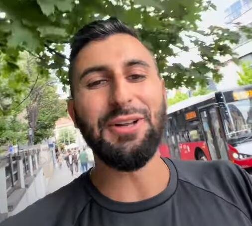 Amerikanac prošetao Beogradom pa se šokirao: "Upozorio sam vas, Srbi su ovde..." (video)
