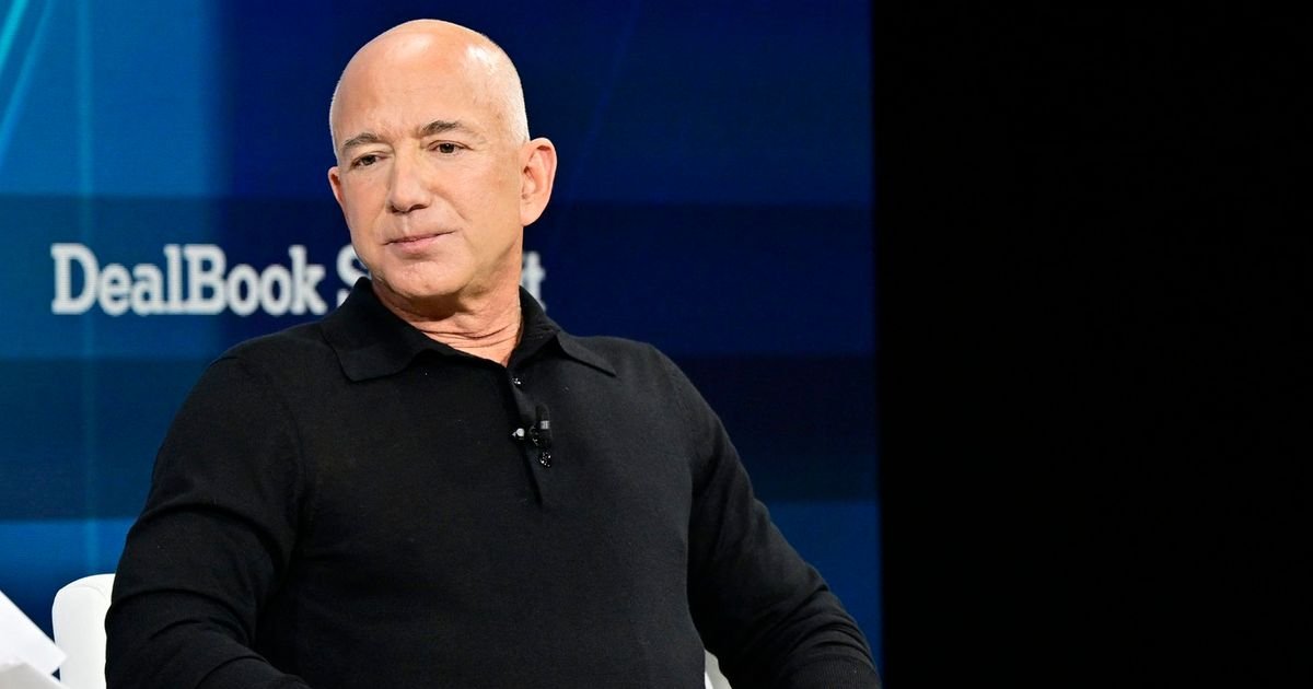 Džef Bezos poslao jasnu poruku svima koji se plaše propasti veštačke inteligencije