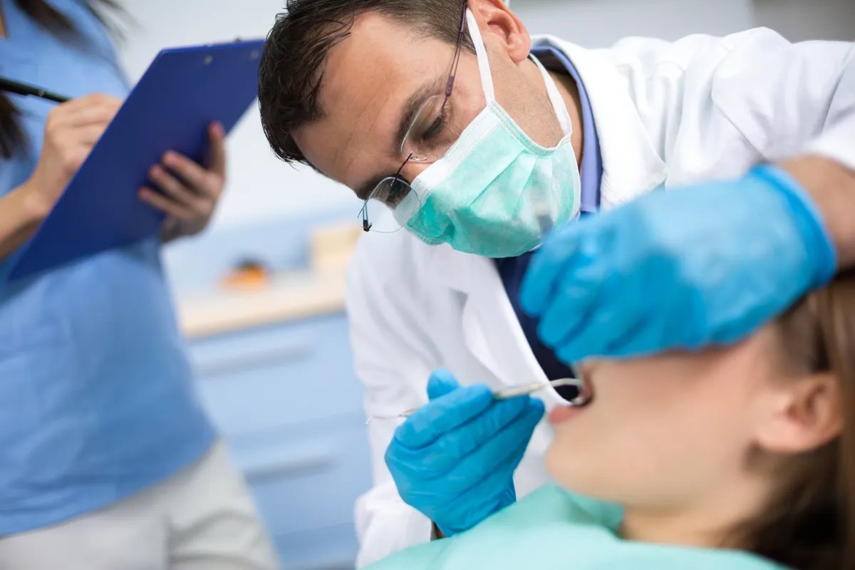 Doktori protiv korupcije: 700.000 građana Srbije nema nijedan zub