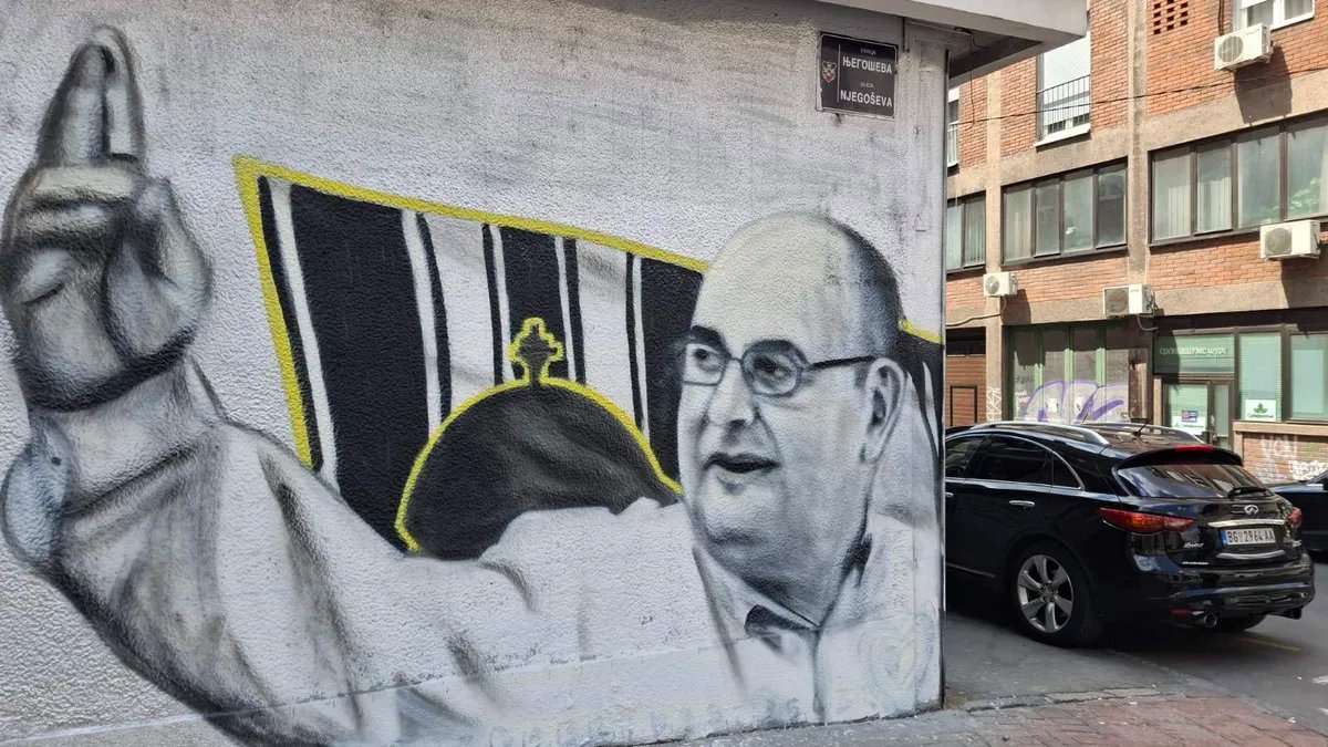 Još jedan mural sa likom Duleta Vujoševića osvanuo na zgradi u Beogradu