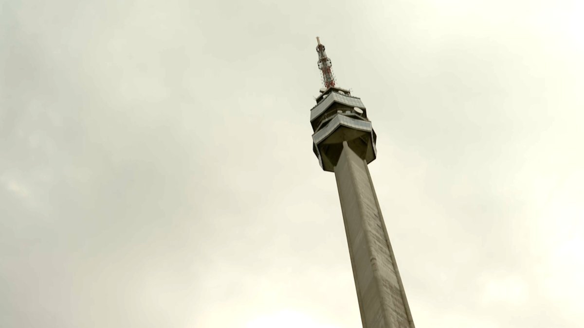 Student protesters hang Students Win banner on Avala Tower inviting to Saturday rally