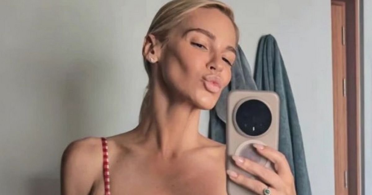 U 5. deceniji grmi u bikiniju: Nata opalila selfi, muškarcima pomutila um izvajanom figurom, a svi gledaju OVO