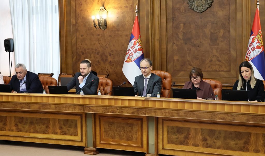 Vlada usvojila uredbu: 40 miliona dinara za razvoj privrede u selima