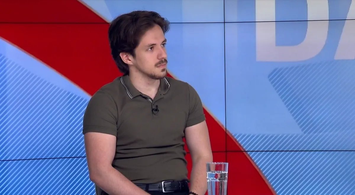 "Pokušavamo da spremimo i iznenađenje na Slaviji, nećemo ulaziti u otvorene sukobe sa opozicijom"