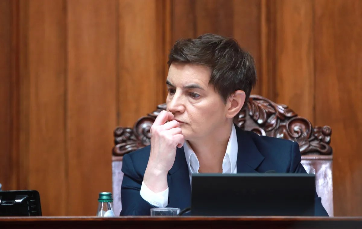 Dinamikom Ane Brnabić i SNS revizija biračkog spiska biće gotova za 449 godina: Ovako vlast izbegava da izbaci fantome i preminule sa liste birača