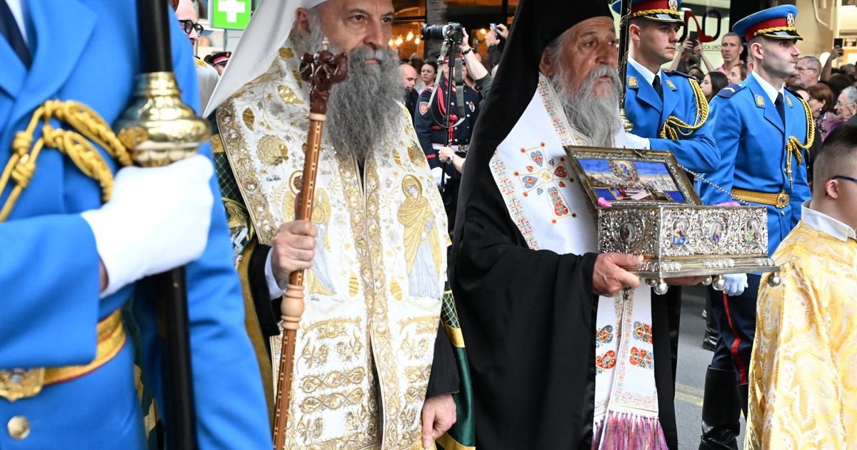 Porfirije: Beograd je danas molitveno srce Srba, Spasovdanska litija živi korak vere