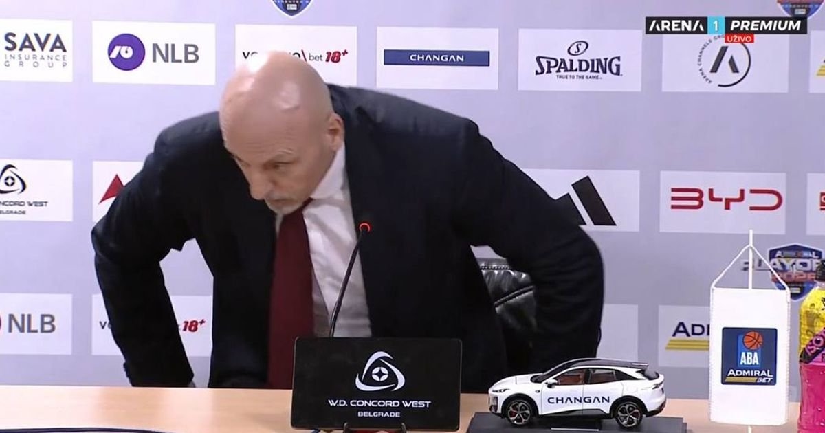 Sramna konferencija Saše Obradovića posle Partizana: Nije hteo pitanja, imao bednu poruku za novinare i otišao