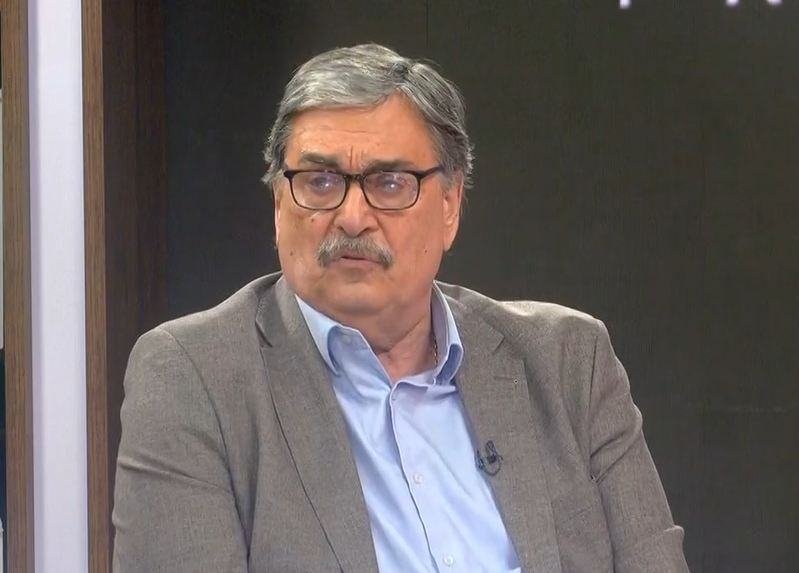"SVE JE TO PLAĆENO, SVE TO KOŠTA... A, REZULTATA NEMA!" Vlade Đurović oštro posle novog kraha Zvezde: Mnogo je igrača prošlo...