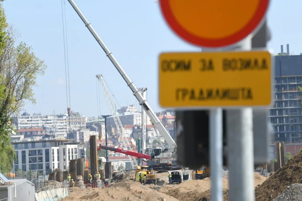 Tužilaštvu ni posle mesec i po dana nije dostavljen obdukcioni nalaz poginulog kineskog radnika na gradilištu novog savskog mosta