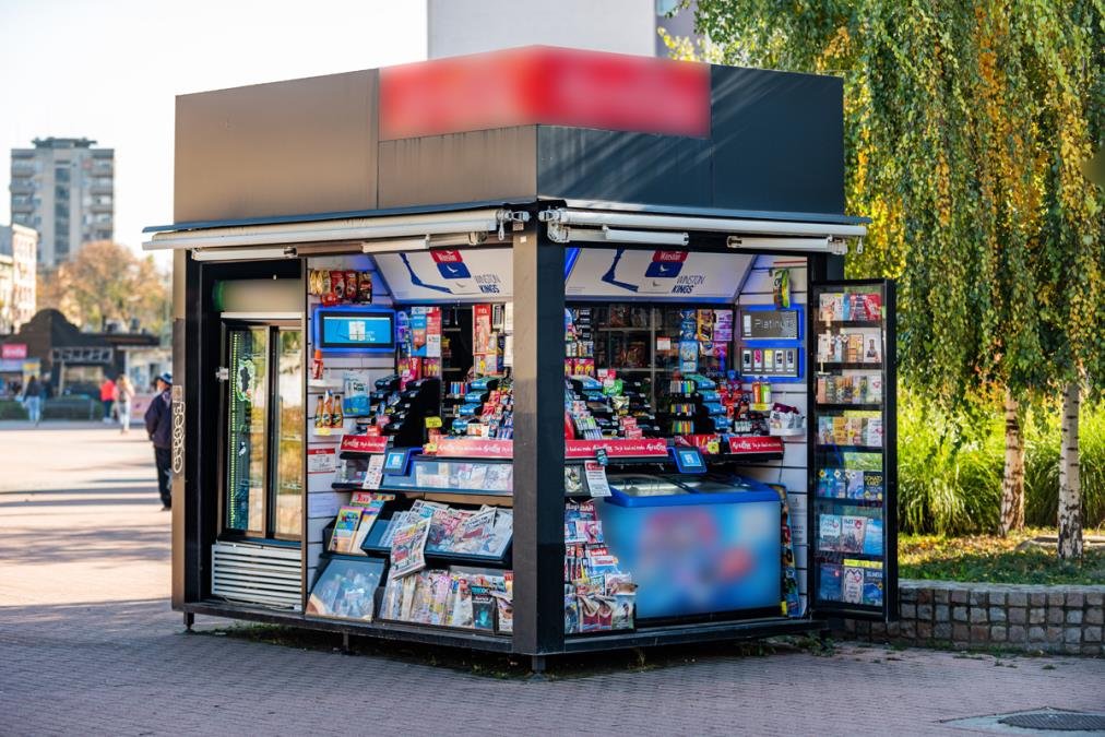 GAZDA JE ZAKINUO ZA PLATU, ONA ZGRABILA NOŽ I OPLJAČKALA TRAFIKU: "Samo sam uzela ono što mi je dugovao, nisam bila nasilna..."