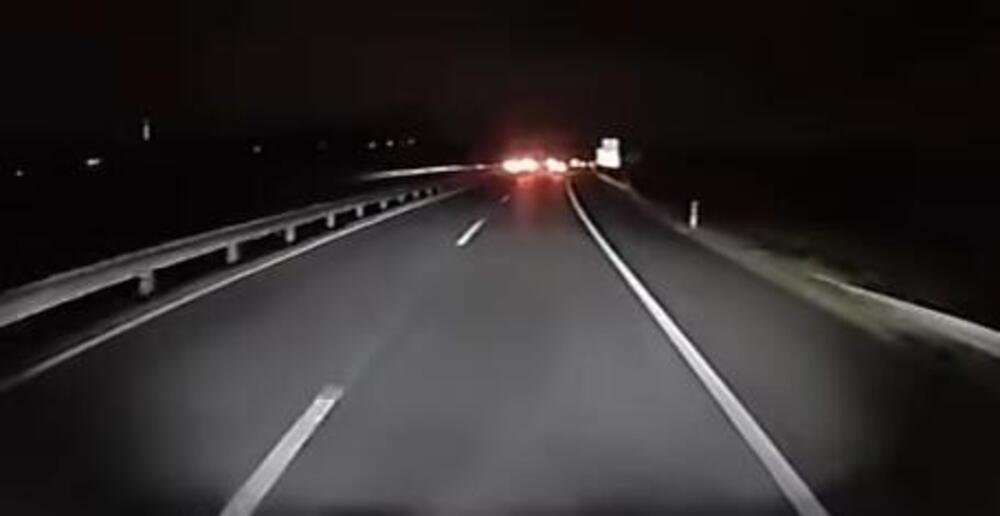 Evo šta su mališani radili pre nego što su ih majka i očuh ostavili u šumi: "Ušli su u crni automobil..." JEZIVO!