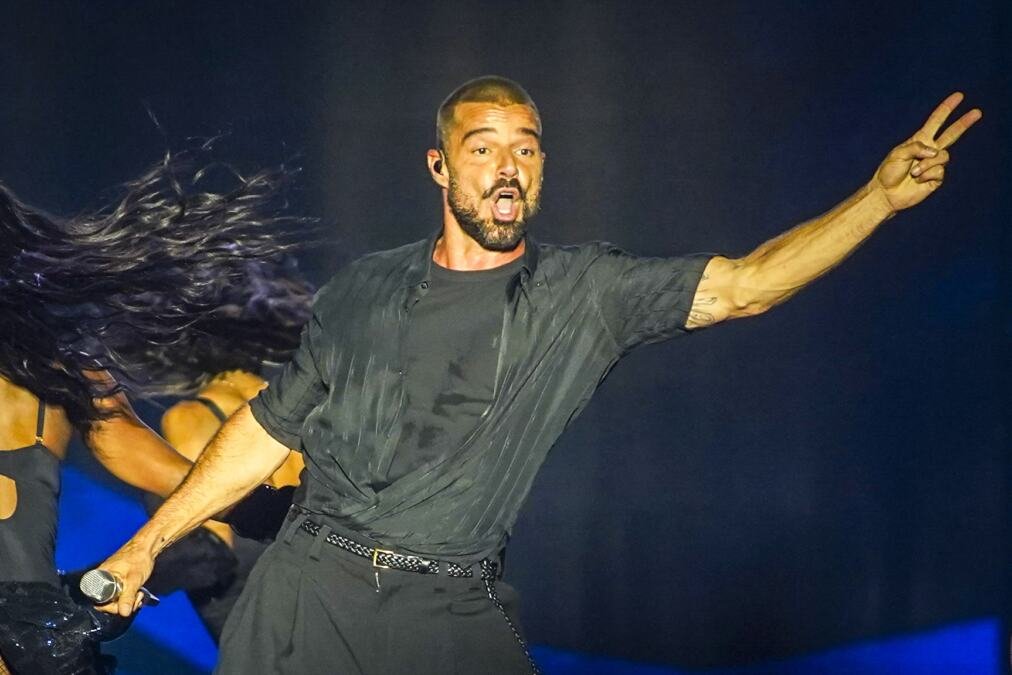 Koliko je plaćen Riki Martin za nastup u Crnoj Gori? Vrtoglava suma za koncert koji je prekinut zbog bačenog suzavca