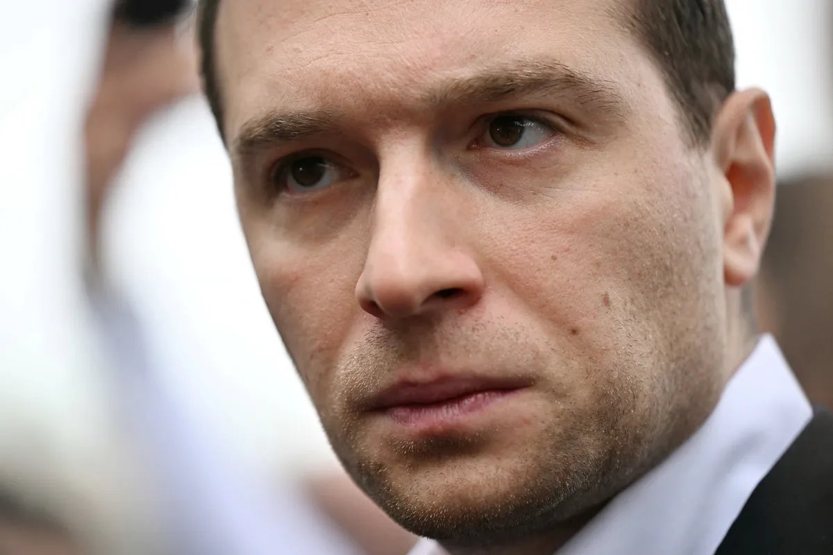 Francuski desničar: Ako dođemo na vlast, trebalo bi da uvedemo opet pojačane kontrole na granicama