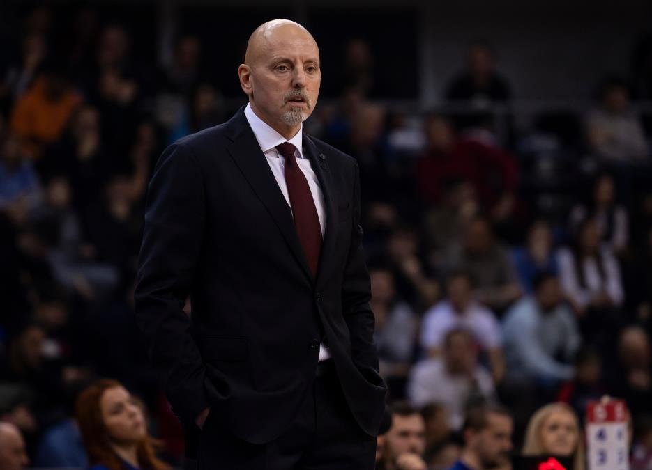 OTKRIVAMO: EVO KO JE NASLEDNIK SAŠE OBRADOVIĆA! Ovo je novi trener Crvene zvezde