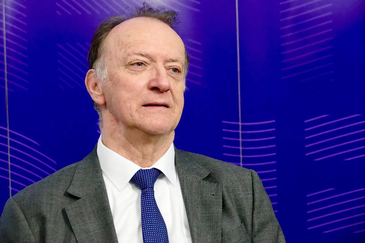 "Interesantno je da Vučić govori o detaljima istrage, ali ništa o tri dana tišine, niti zašto je njegov čovek, visoko pozicionirani policajac, bio tamo"