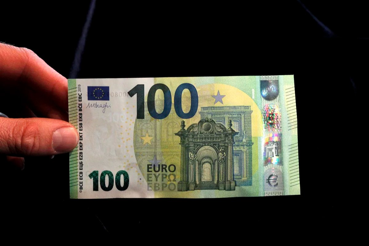 Kosovo pred izbore deli po 100 evra građanima