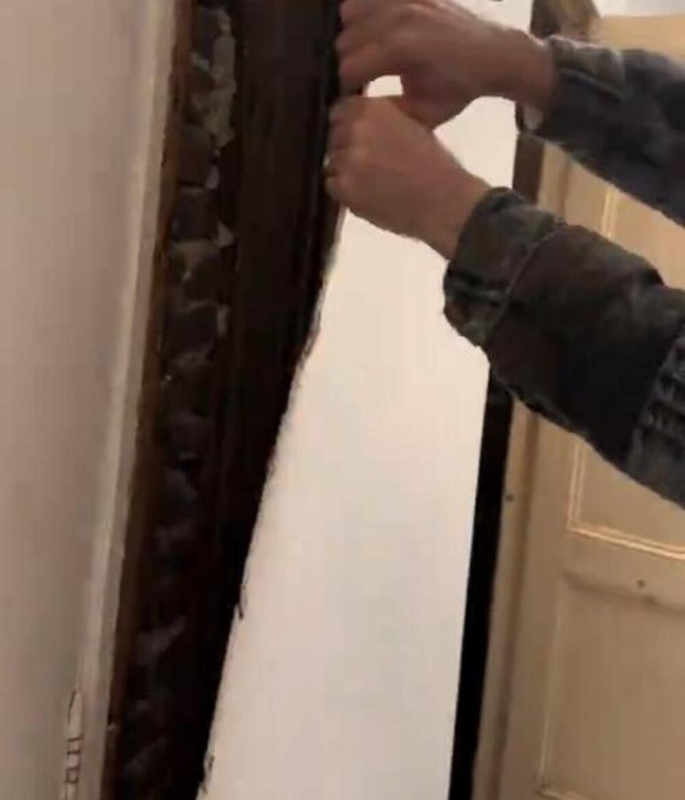 USLEDIO SE U KUĆU, A ONDA NIJE MOGAO SPAVA OD JEZIVIH ZVUKOVA: Kada je probušio rupu u zidu, saznao je da...