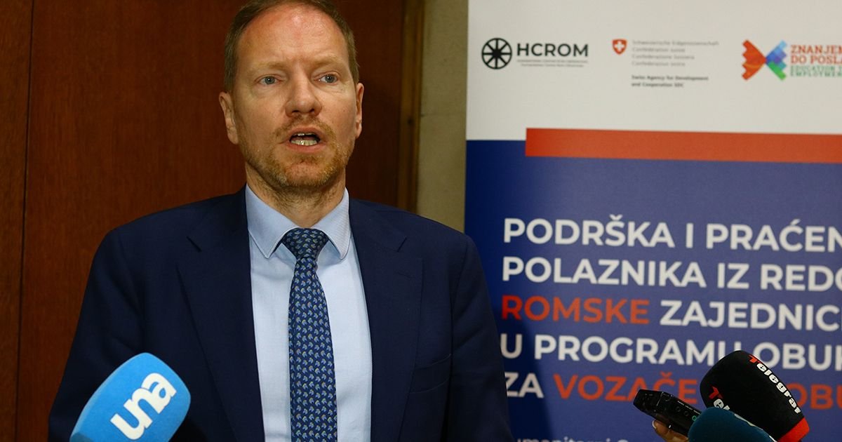 Nova prilika za zapošljavanje Roma: Pokrenut program obuke za vozače autobusa u Beogradu