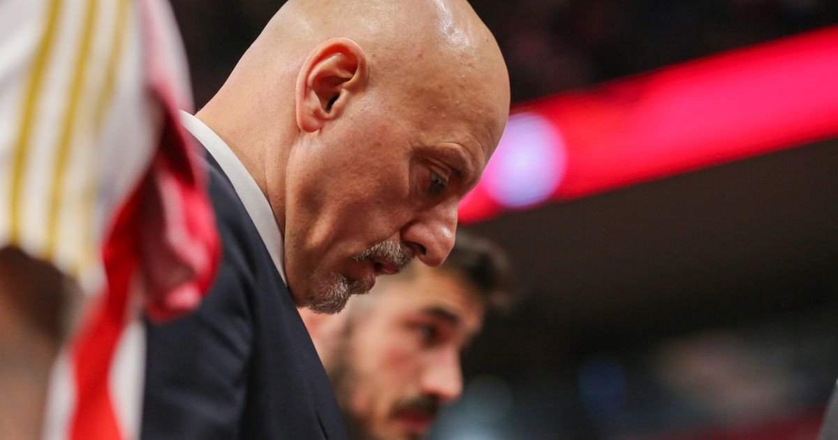 Otkrivamo: Saša Obradović još nije dobio otkaz, "preživeće" na klupi još bar dan-dva!