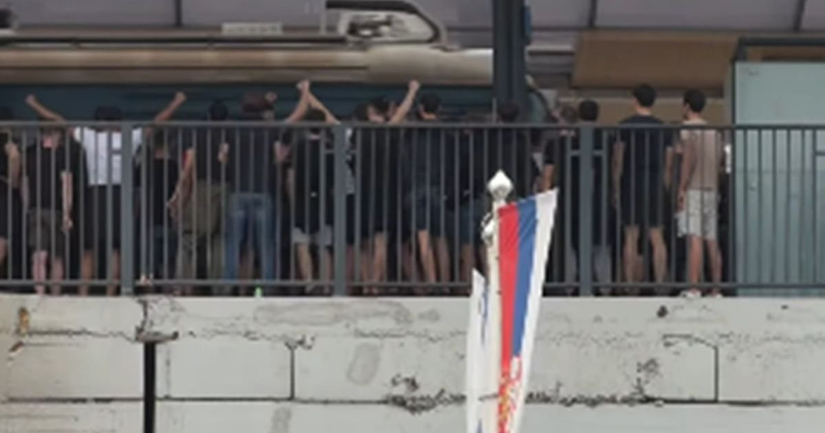 Delije krenule na Marakanu na proslavu titule, evo šta je mašinovođa uradio kada ih je video na Novom Beogradu