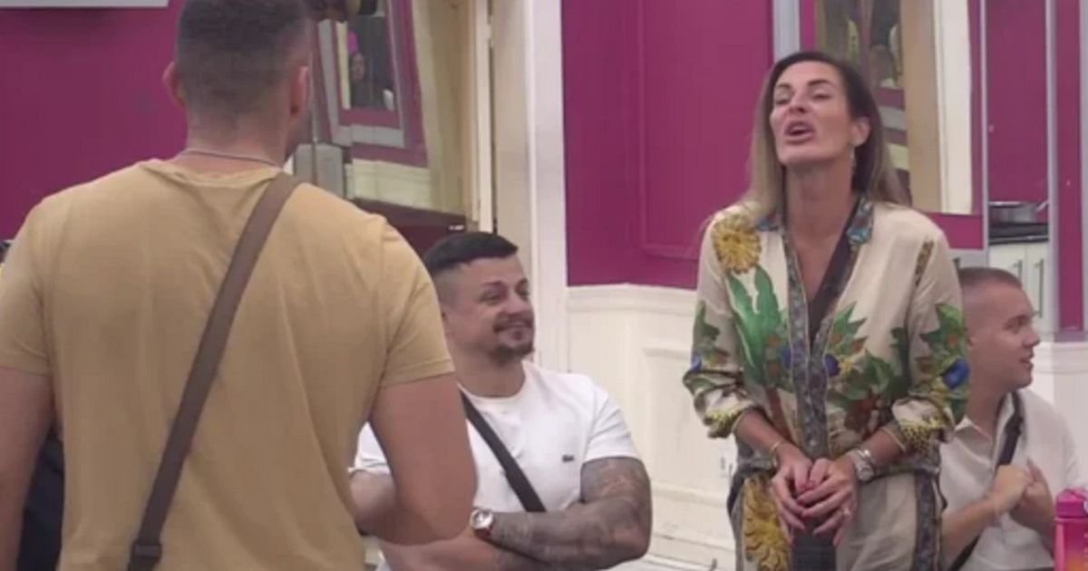 "Gledaj me, da me imaš ne možeš!" Anđelo i Kačavenda ušli u žestok sukob, pljušte uvrede "Žena nije normalna"