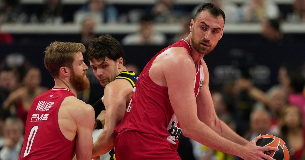 Nikola Milutinov: "Jednog dana ću pričati o tome šta se desilo..."