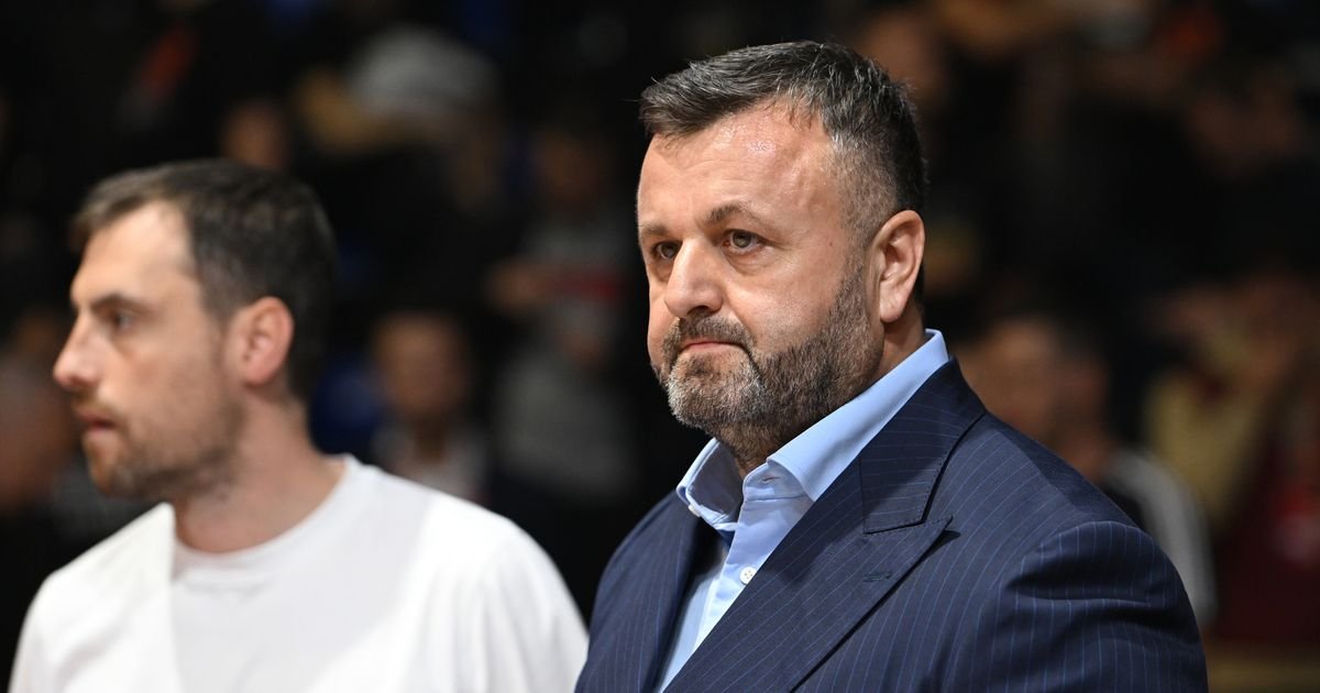 Oglasili se iz Crvene zvezde: "Sva podrška Željku Drčeliću, stručnom štabu i igračima"