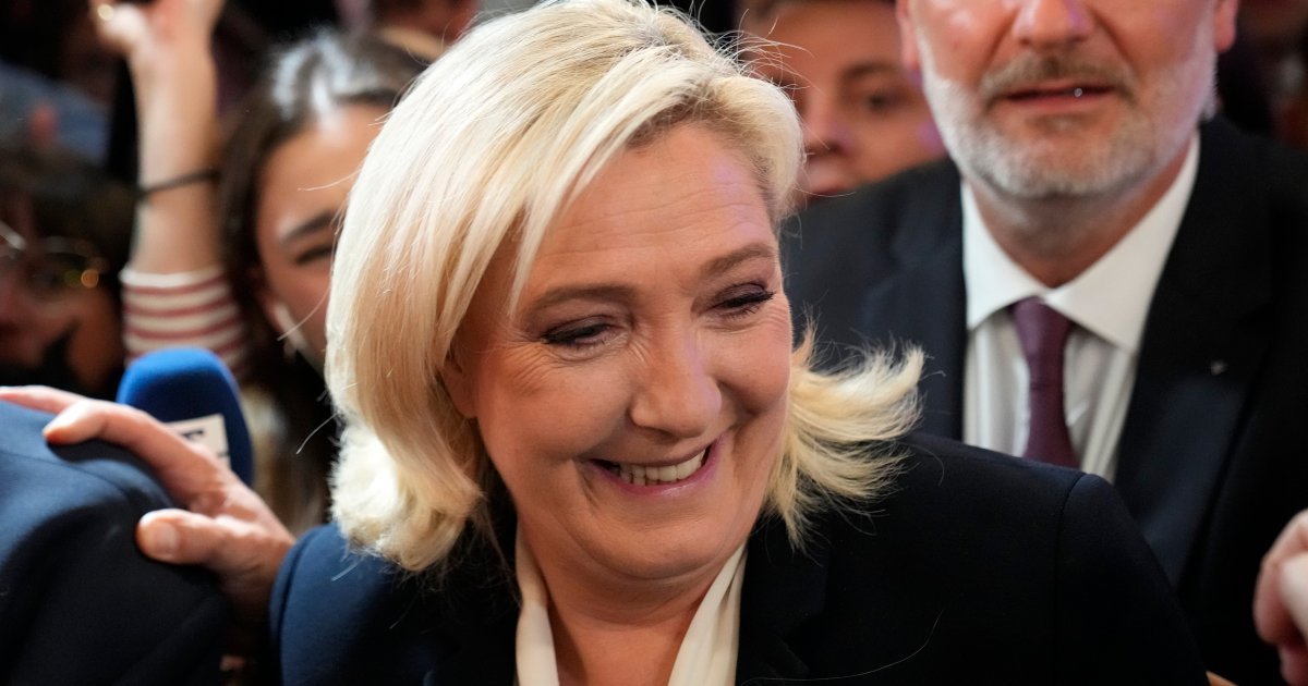 Marin Le Pen se dodvorava biračima: "Povukla bih Francusku iz integrisane vojne komande NATO"