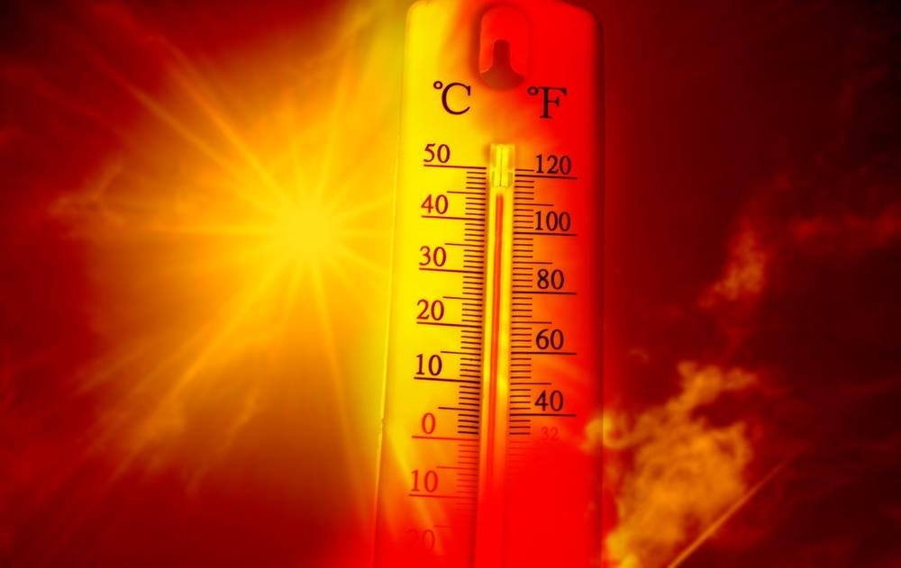 ZABELEŽENO VIŠE OD 300 SLUČAJEVA TOPLOTNOG UDARA: Temperatura išla i do 48 stepeni, vreli talas zahvatio Indiju