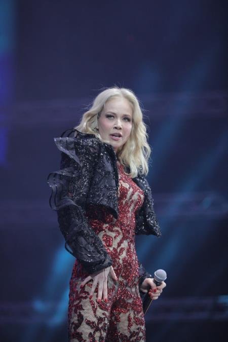 "DOLAZILA SAM KUĆI ISCRPLJENA DA ME NI MAJKA NIJE PREPOZNALA" Jelena Rozga otvorila dušu: Ponekad nisam znala ni kako se zovem