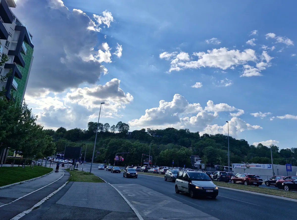 Na severu i zapadu sunčano i suvo, u ostalim predelima promenljivo i nestabilno