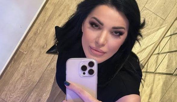 "PREŽIVELA SAM AGONIJU" Pevačica već četiri dana trpi nepodnošljive bolove: Retko ko bi to podneo