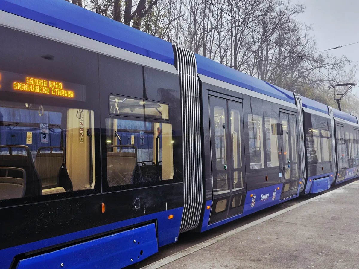 Sindikat: Autobusi su na ulicama Beograda, povlače se samo tramvaji i trolejbusi zbog bezbednosti