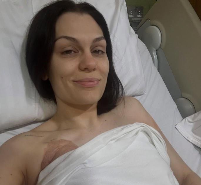 Čuvena pevačica pobedila rak dojke