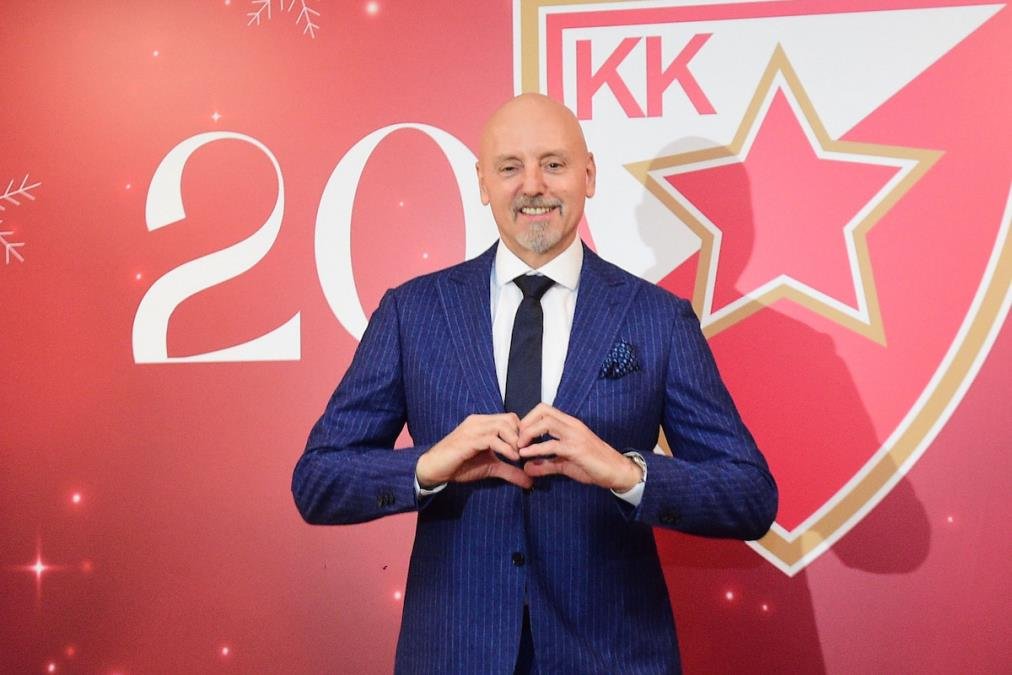 KONTROVERZE KOJE SU OBELEŽILE MANDAT OBRADOVIĆA U ZVEZDI: Šokirao je celu košarkašku Evropu - bežanje sa konferencije i "može neko ruku da mu slomi"!