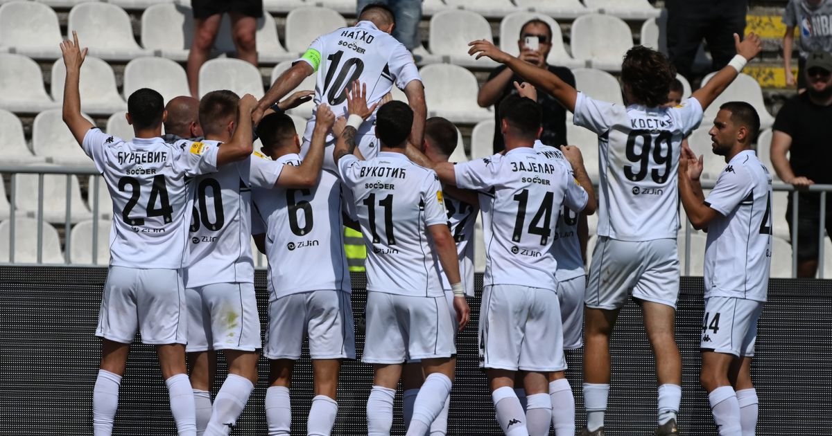 OVAKO SE ODLAZI U PENZIJU! Natho dao gol na oproštaju od Partizana, Humska ovacijama ispraća legendu