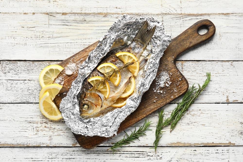 Stručnjaci upozoravaju: Ove namirnice nikada ne stavljajte na aluminijumsku foliju!