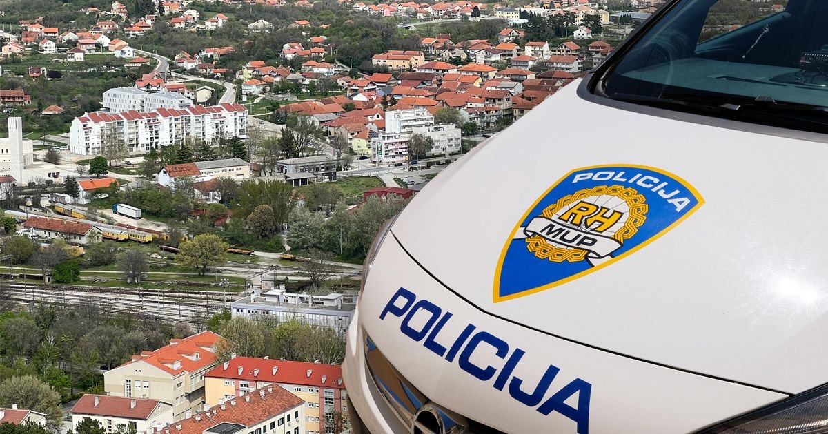 Mladić (19) prošao kroz pakao u Hrvatskoj: Uniformisana lica mu napravila SAČEKUŠU, a evo koja kazna ih čeka