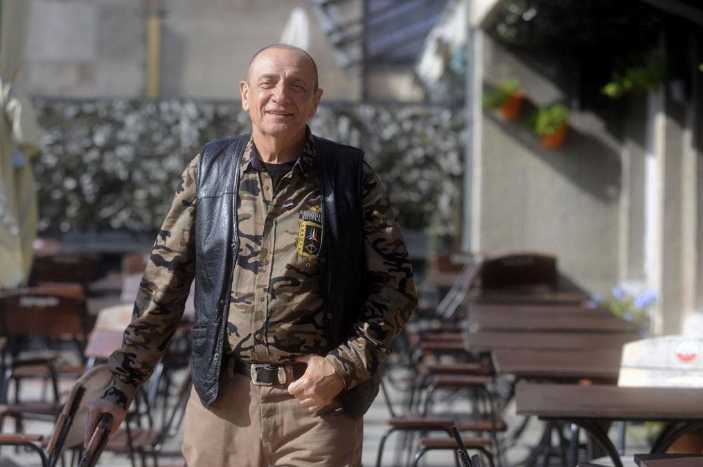 "TUKAO ME JE LUDAČKI, JEDVA SAM SE IZVUKAO": Radeta (72) otac malretirao, traume ostale i do dan-danas: Umreću sa tim strahom