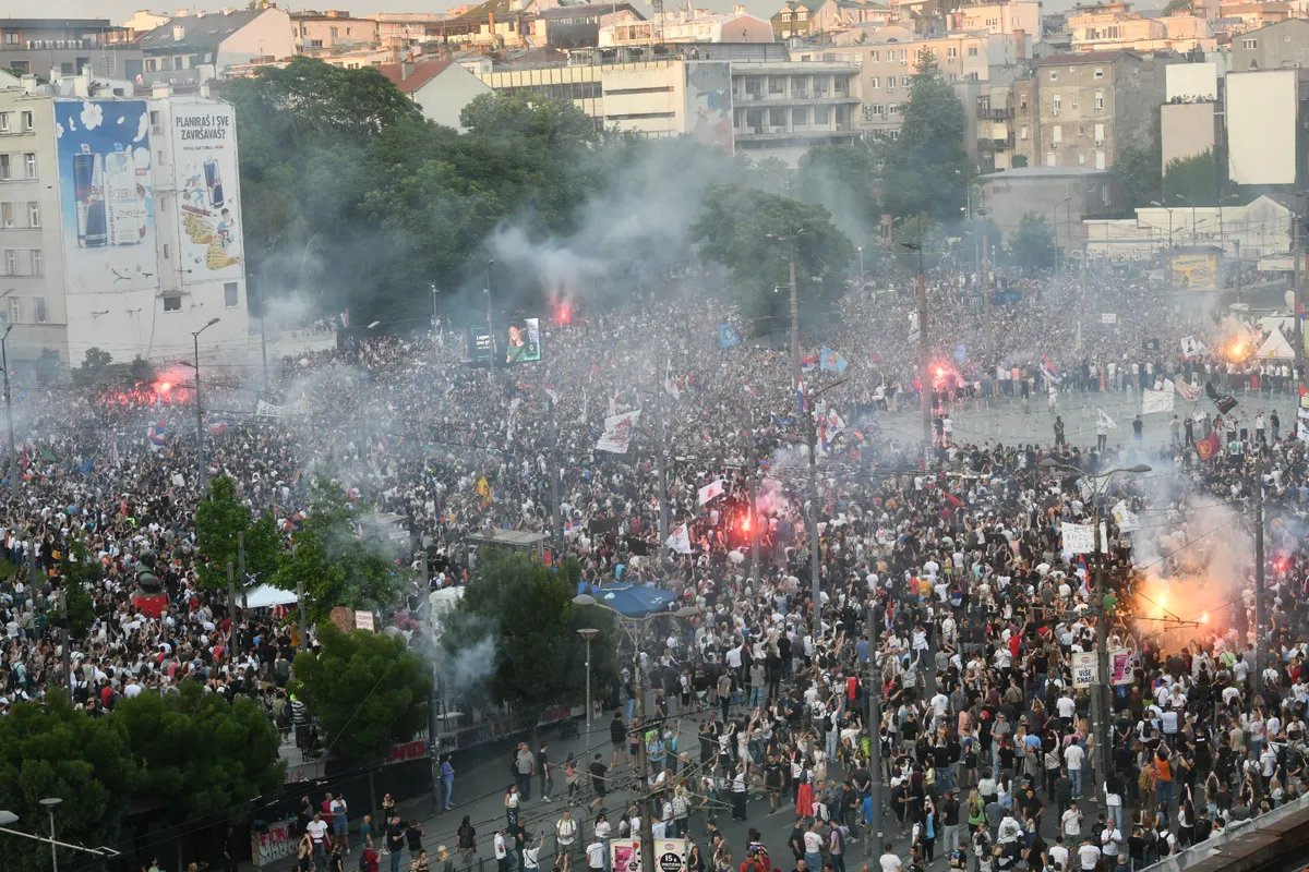 "190.000 puta hvala!": Studenti se zahvalili građanima koji su juče bili na Slaviji
