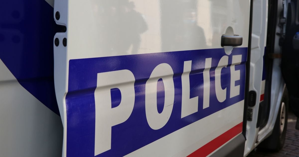 Nezapamćeni slučaj u Francuskoj: Policija prekinula rejv žurku sa 300 učesnika, u objektu zatekli pirotehniku