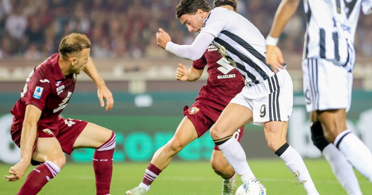 Ne pomažu ni dva gola Vlahovića i vođstvo 2:0: Užasan kraj sezone za Juventus u haotičnom derbiju Torina