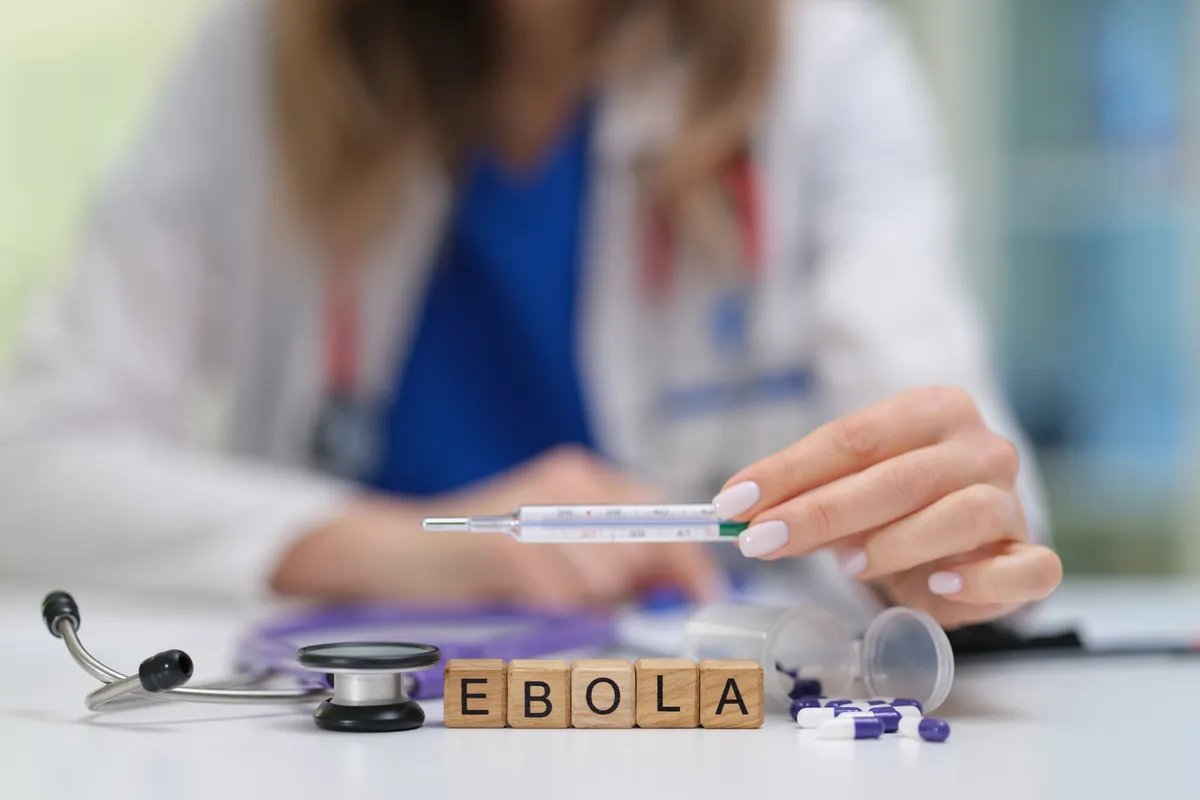 SZO sumnja na više od 900 slučajeva ebole u Kongu