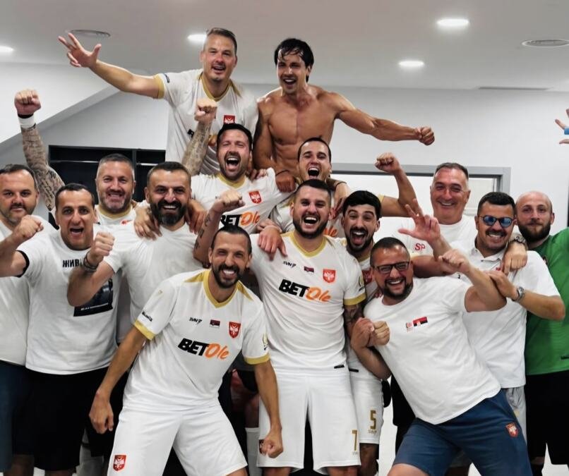 SRBIJA USRED TIRANE POSTALA TREĆA U EVROPI! Neverovatan uspeh naše reprezentacije! Legende odigrale za našu zemlju i Dejana Milovanovića i ispisale istoriju!